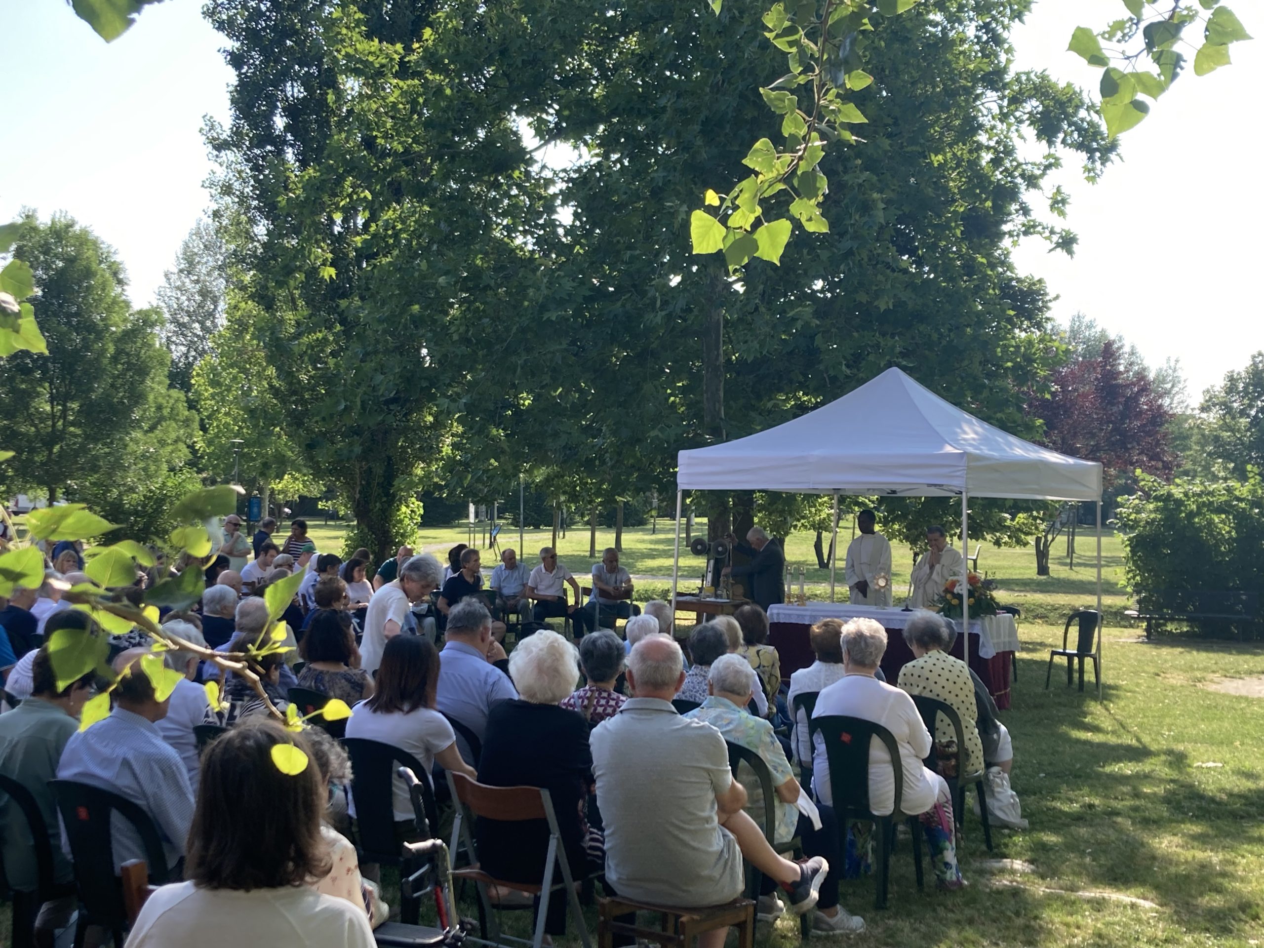 Eucaristia: Cristo al nostro servizio